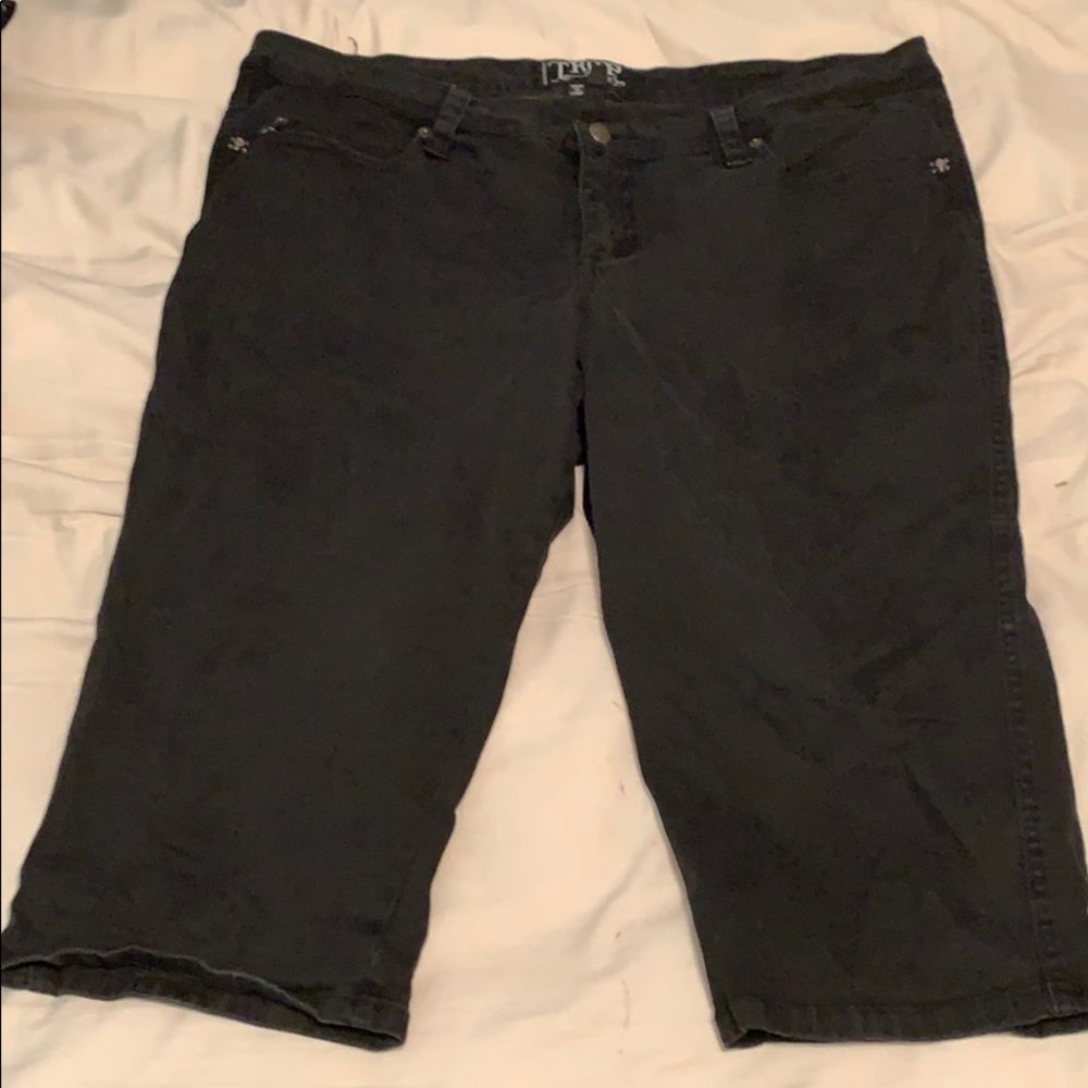 Tripp Capris plus size